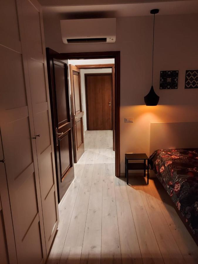 Isabella D'Aragona Guest House Barletta Exterior photo